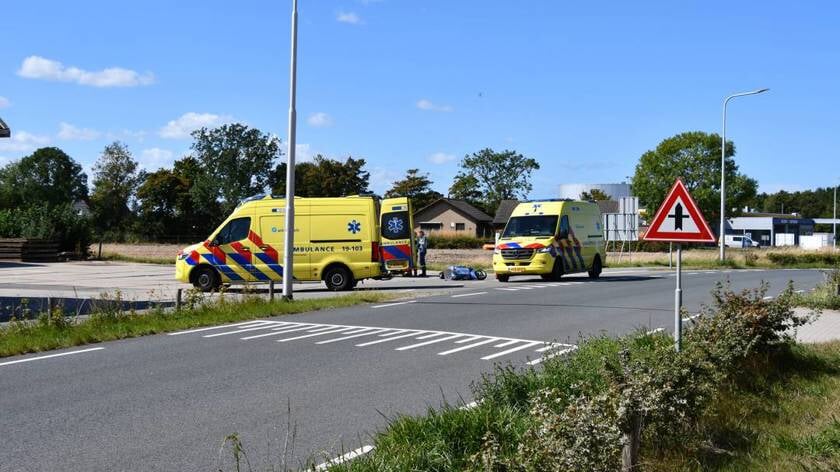 Scooterrijder naar ziekenhuis na botsing bij Oost-Souburg
