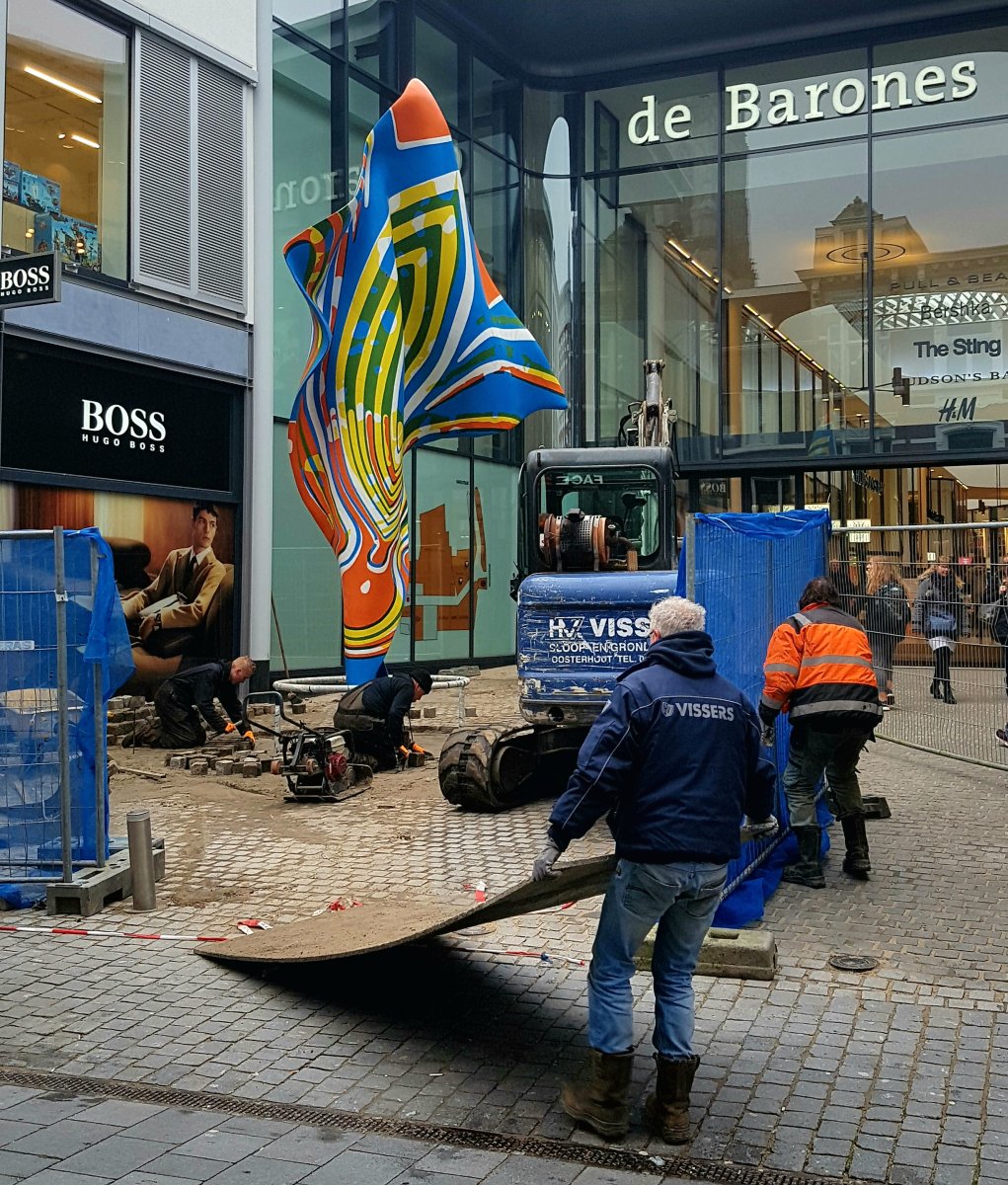 Geen officiële onthulling vandaag, maar hij staat er inmiddels.