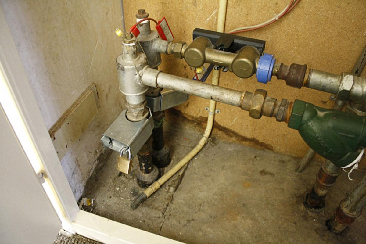 De verzegelde warmtemeter van Bredanaar Van Vliet. foto Wijnand Nijs