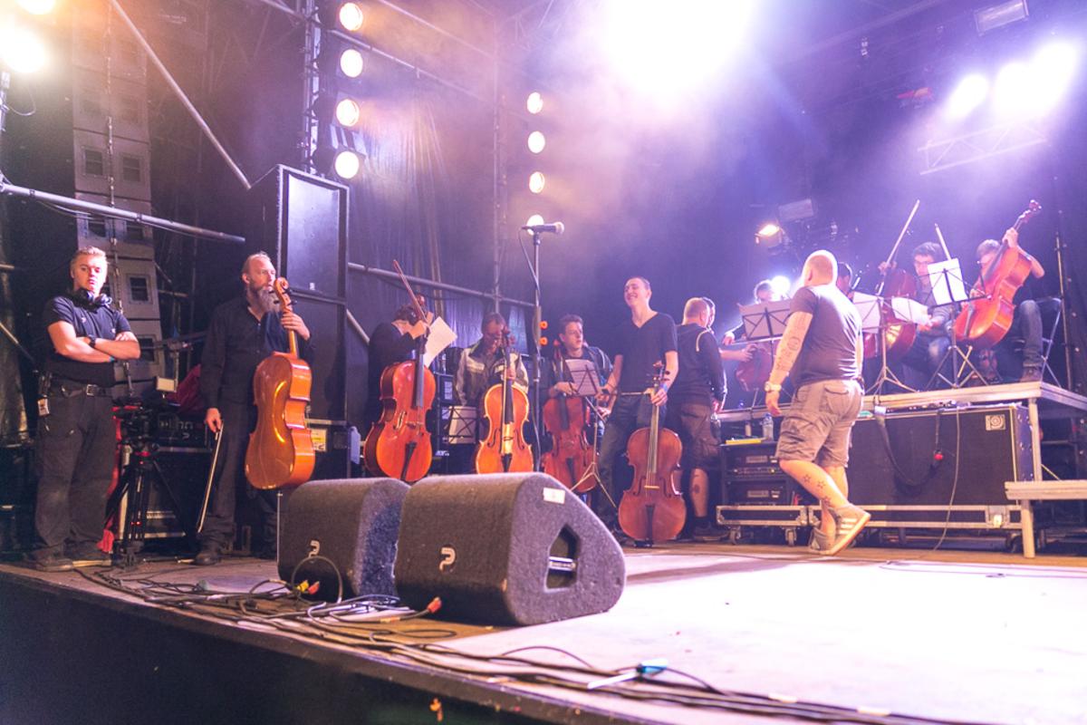 Rockers van Therapy? sloten Breda Barst 2014 af.
