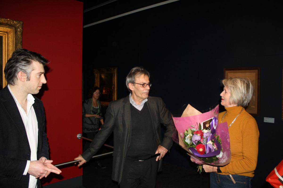 Selcuk Akinci en Jeroen Grosfeld bij de tentoonstelling van Van Schendel. foto Pepijn Nagtzaam