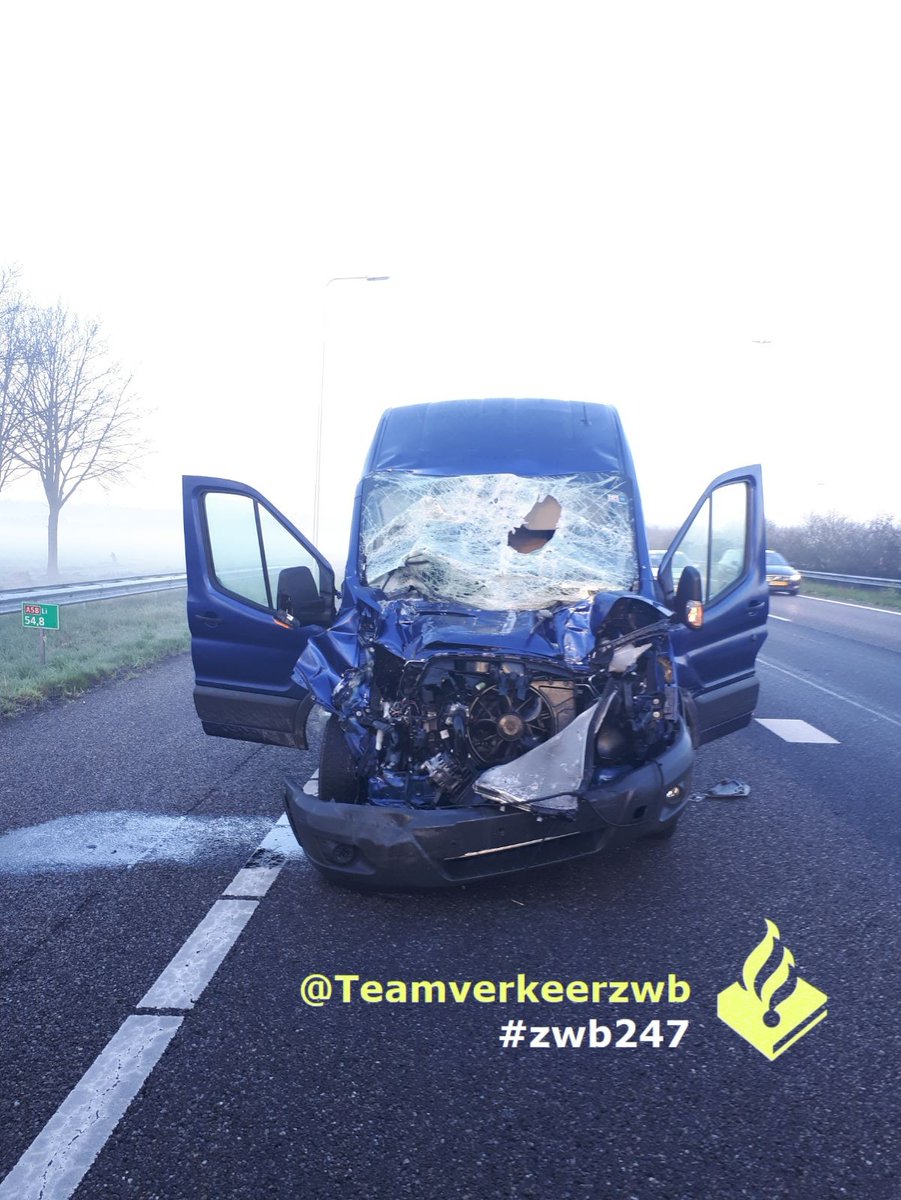 Veel schade bij kop-staartbotsing op A58 bij Bavel