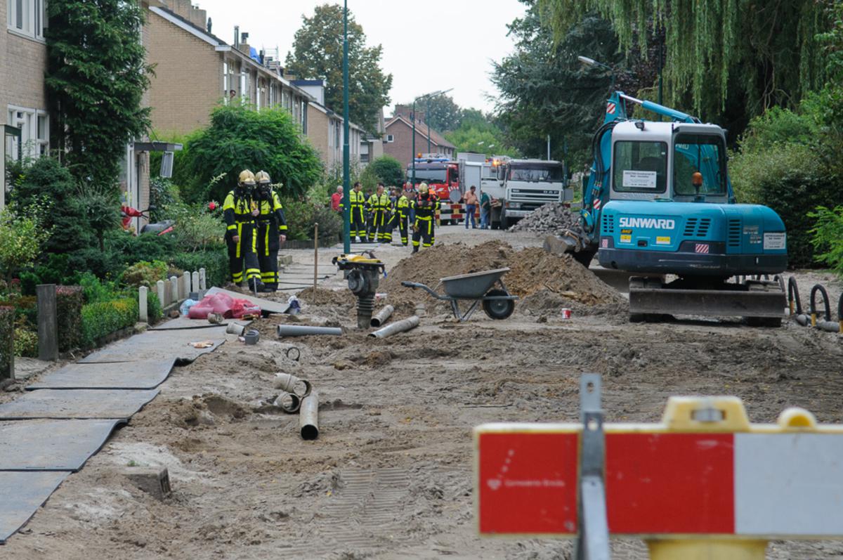 Afzettingen en tijdelijke ontruimingen vanwege een gaslek in Prinsenbeek.