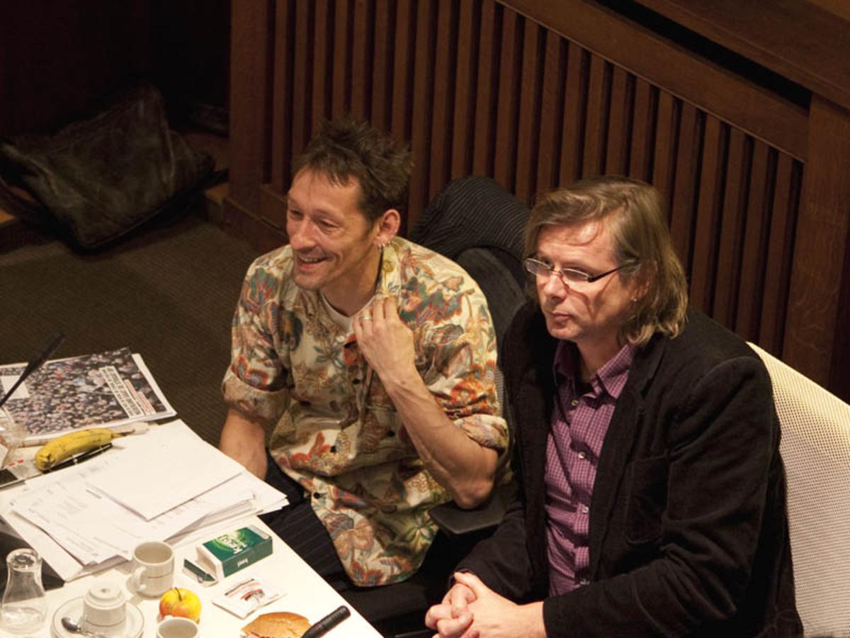 Maurice Spapens en Patrick van Lunteren tijdens een gemeenteraadsvergadering.