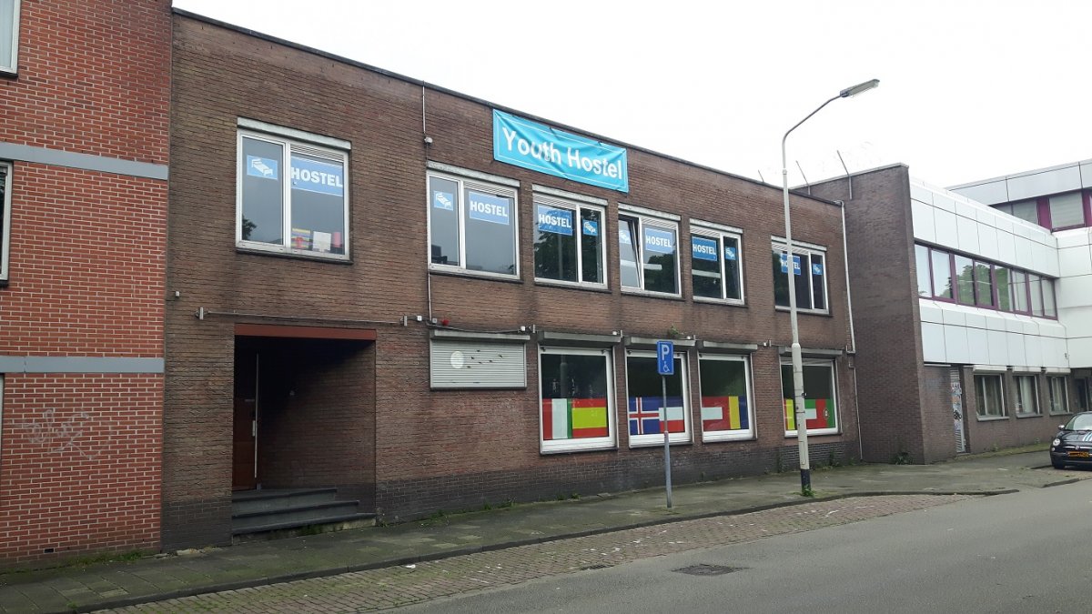 Eigenaar Hostel Nightflight ‘financieel onnodig hard getroffen’