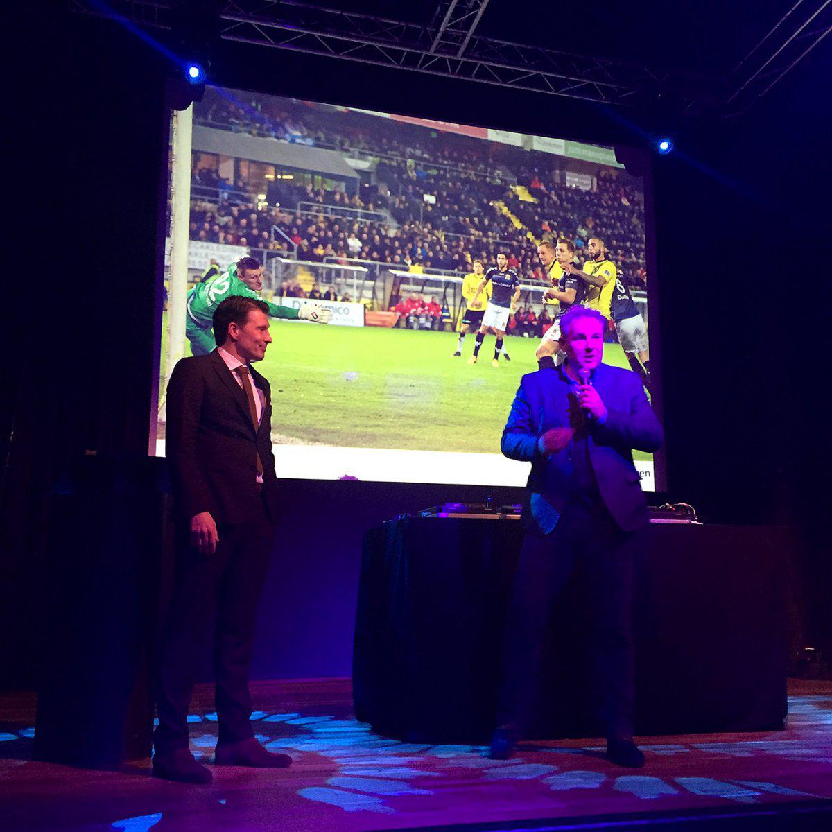 Justin Goetzee en Joep Schreuder tijdens de nieuwjaarsborrel op 12 januari 2016.