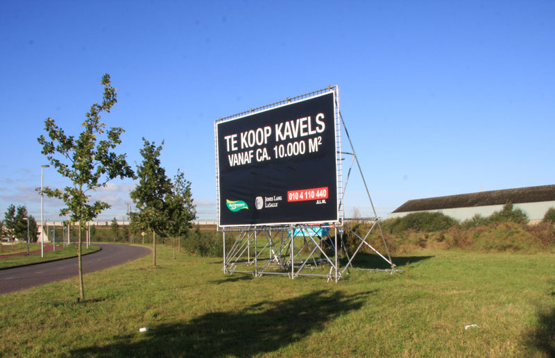 http://www.bredavandaag.nl/nieuws/2010-11-10/groenteveiling-the-greenery-komt-niet-van-grond-affoto Erik Eggens