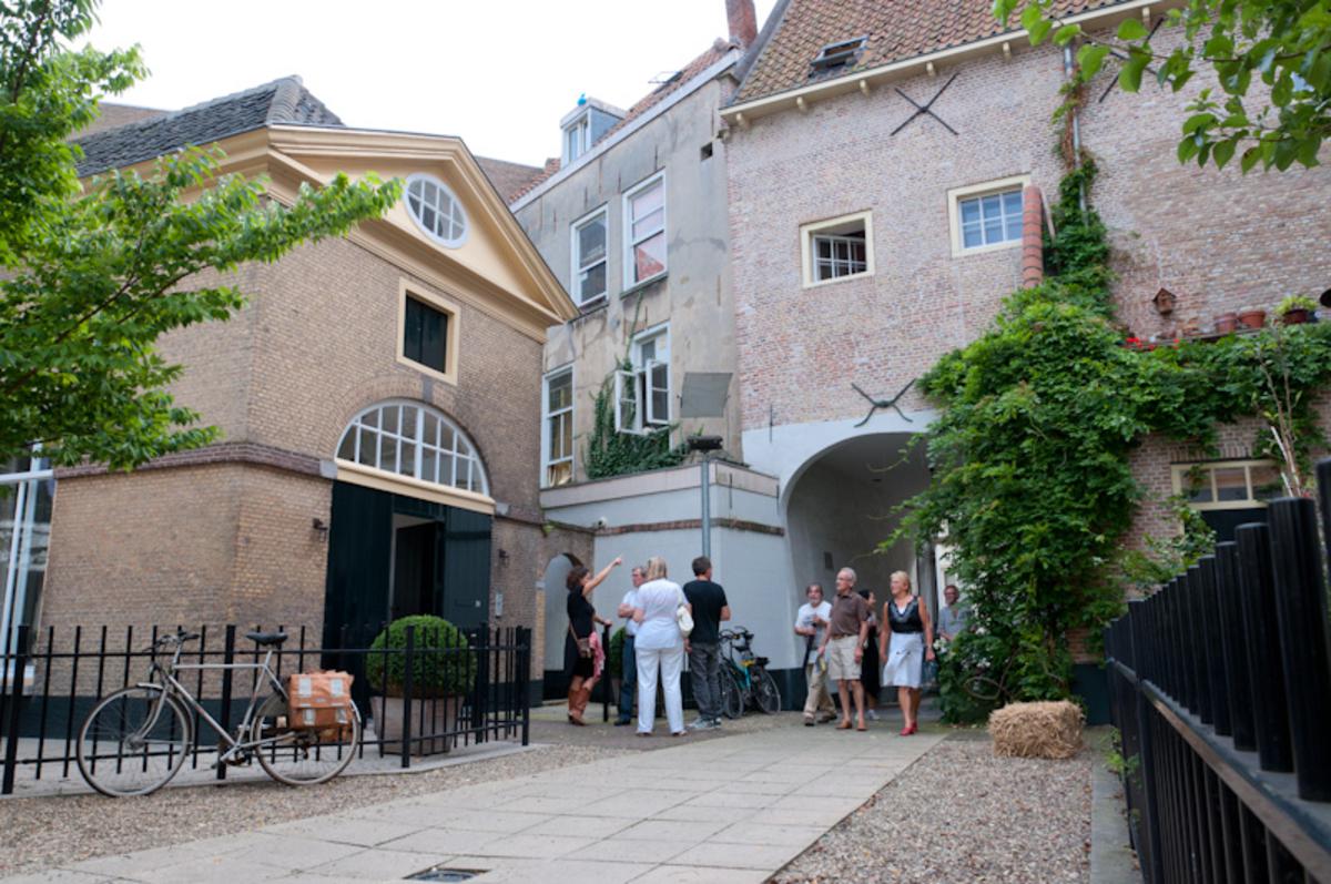 Monumenten bekijken tijdens Open Monumentendag in Breda. foto Thaddeuz