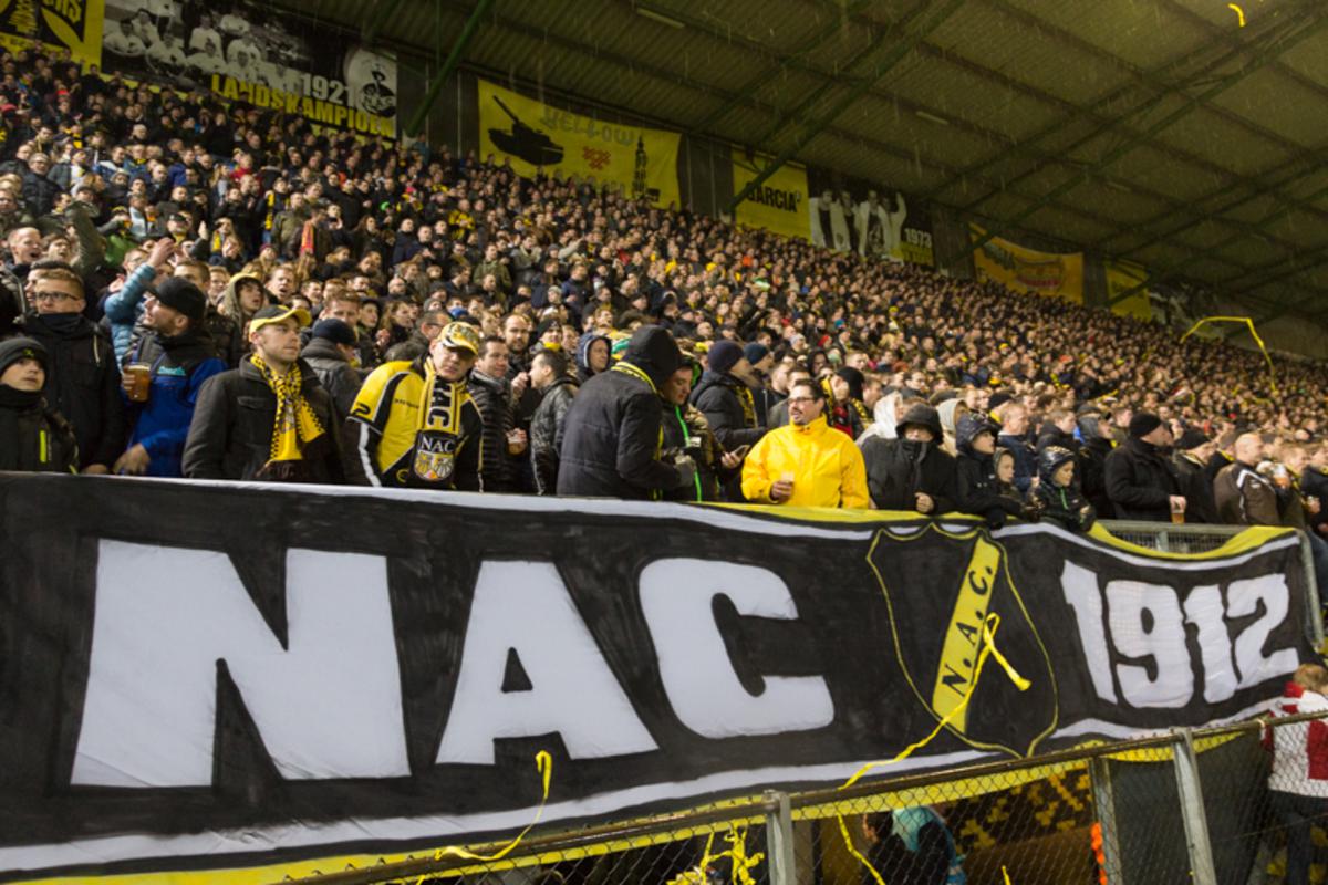 NAC-publiek tijdens NAC-Go Ahead Eagles