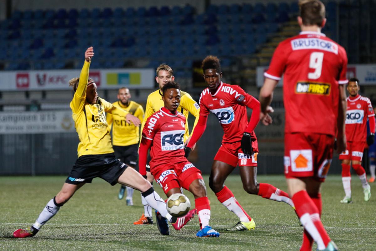 NAC heeft met 2-4 verloren van Kortrijk in de winterstop van seizoen 2015/2016.