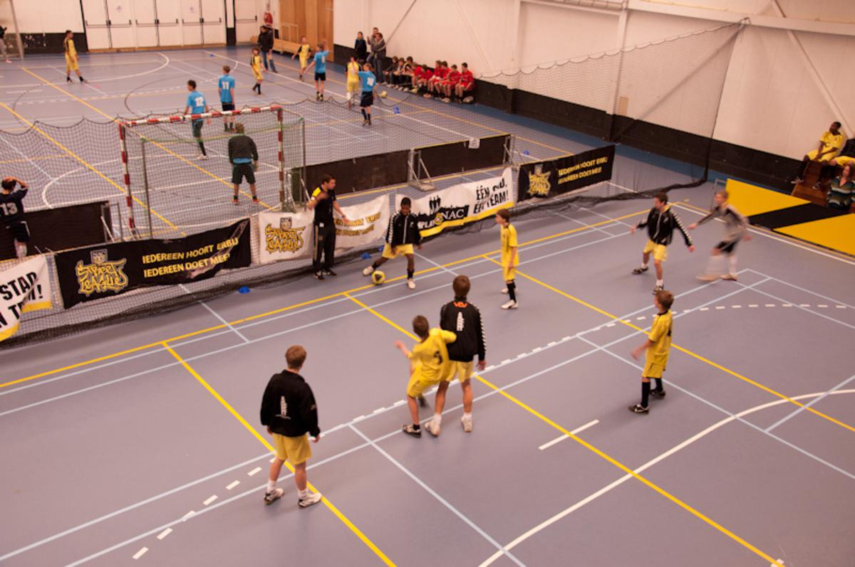 NAC Street League zaalvoetbal in Sporthal BRESS. foto Thaddeuz