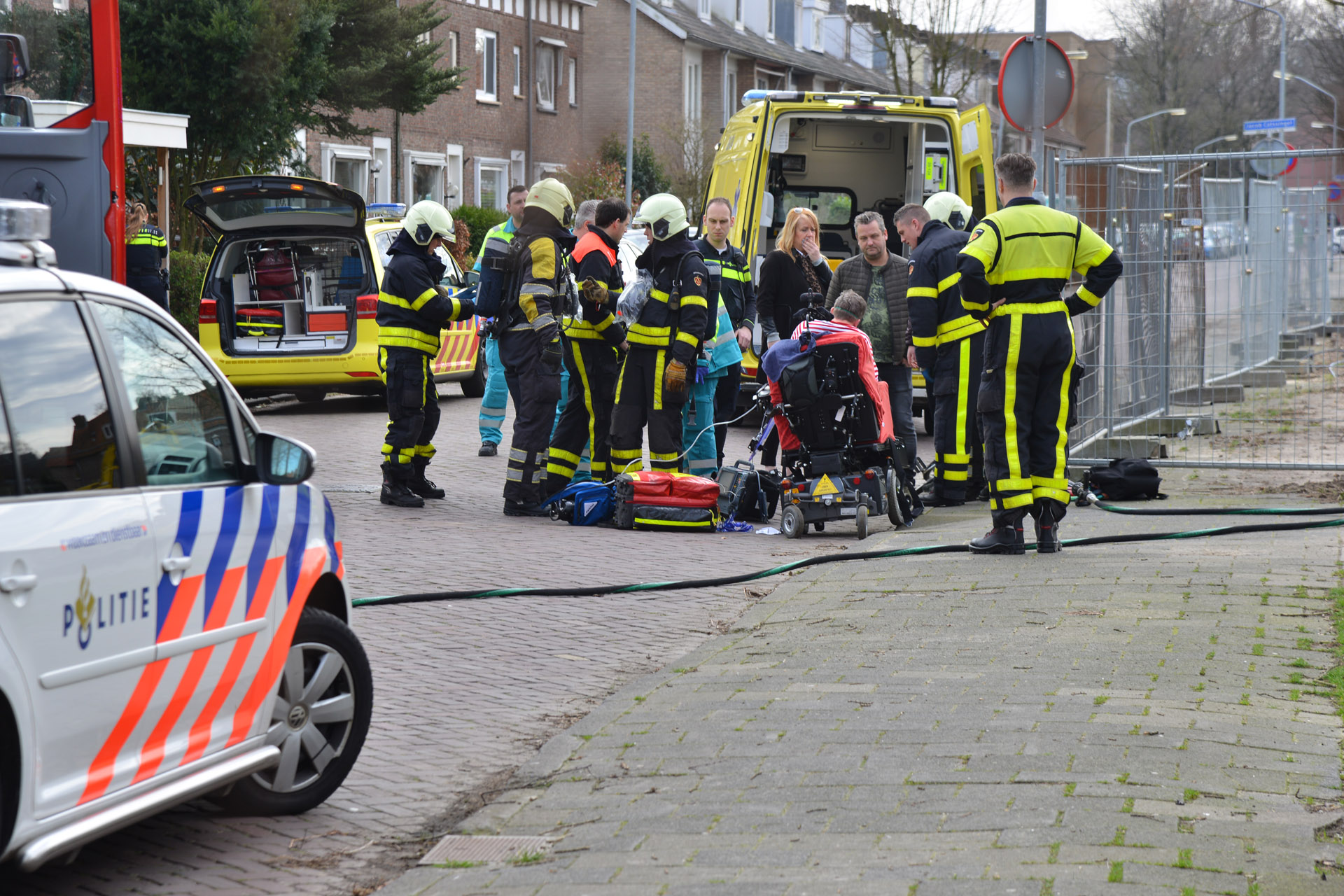 Een vrouw is vrijdag rond 13.00 uur met een bijtende vloeistof overgoten op de Jacob Catssingel in Breda.