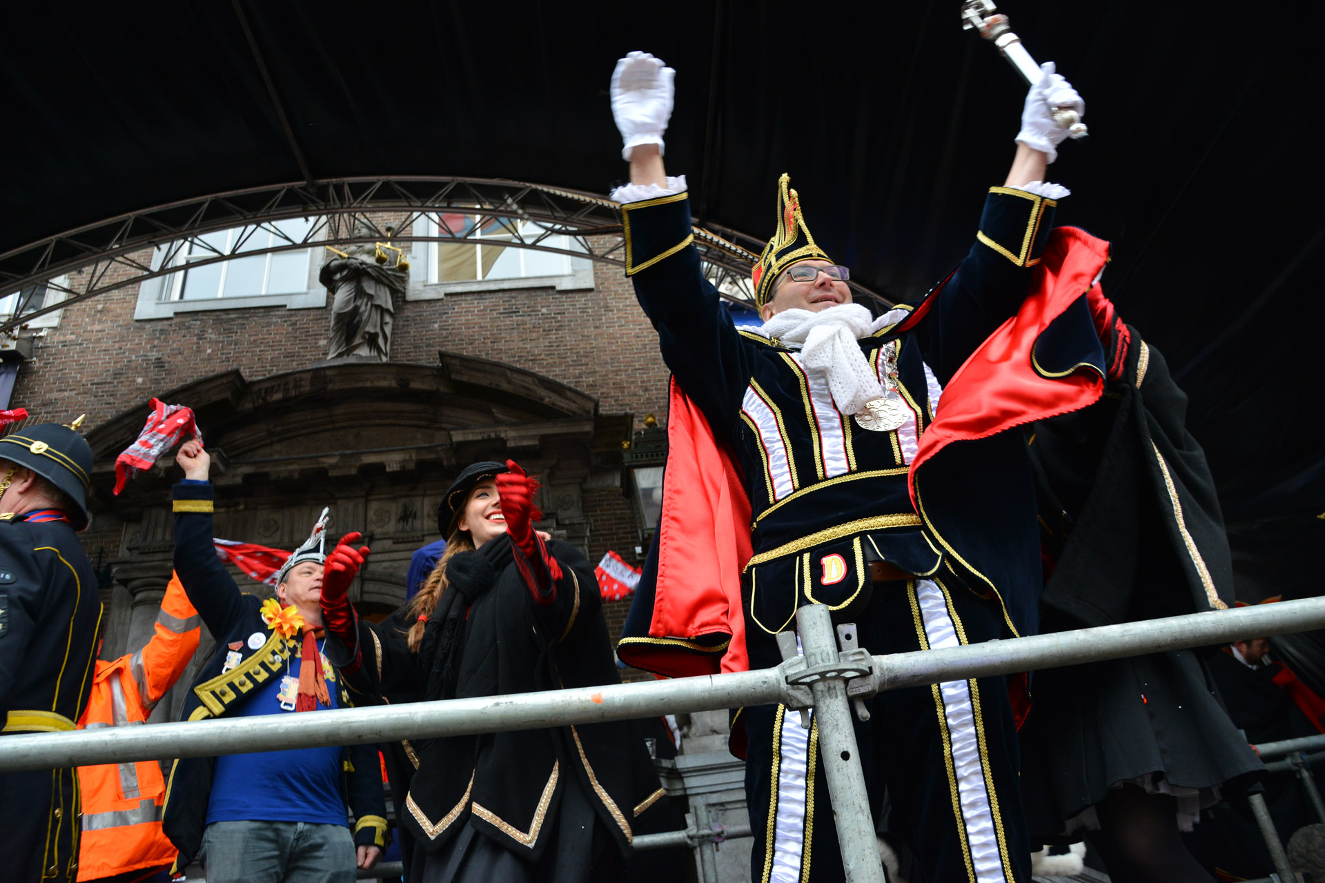 Prins Daan is vier dagen lang de baas van 't Kielegat. Hij kreeg op de Grote Markt de sleutel van burgemeester Depla.
