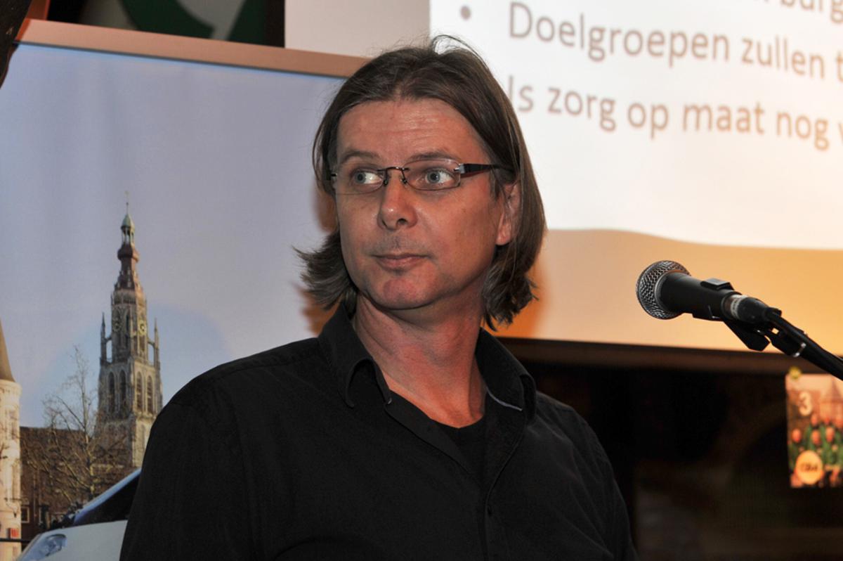 Politici in debat in De Koe in Princenhage: Patrick van Lunteren (SP) foto Janet Olde Wolbers