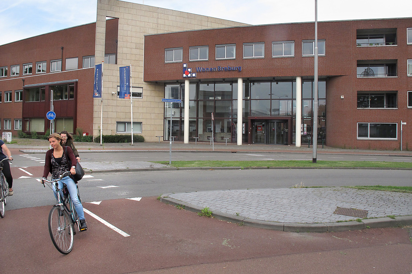 Kantoor WonenBreburg Schorsmolenstraat, 1 augustus 2016.