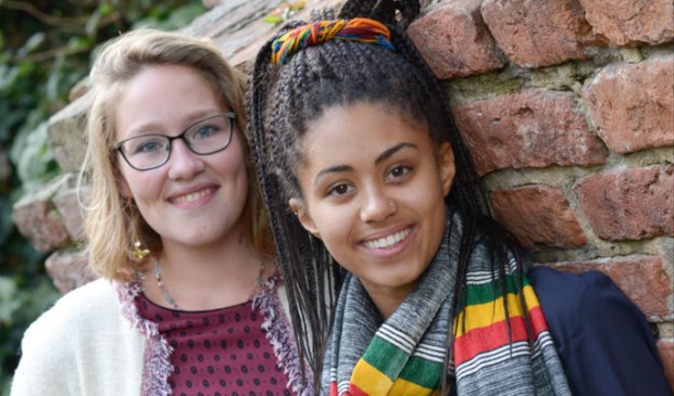 Fleur van Lit (links) en Jahkini Bisselink: de twee finalisten.