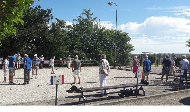 De leden van Folâtre in actie.