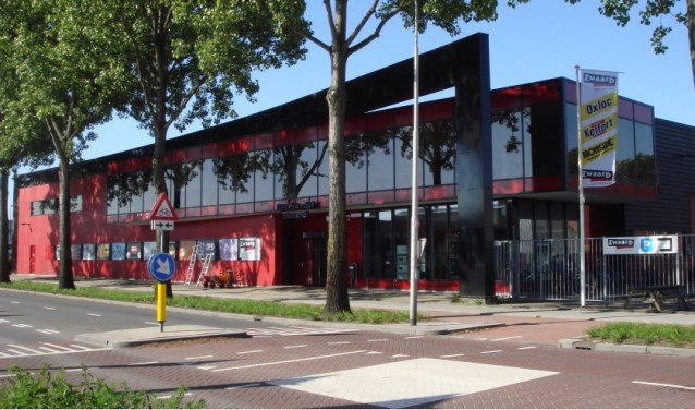 IJzerhandel Zwaard is gevestigd aan de Ampèreweg 1, Bedrijvenkring SchieOevers
