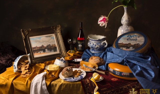 Een stilleven met een keur aan mooie Delftse producten (Foto: Fleur Halkema)