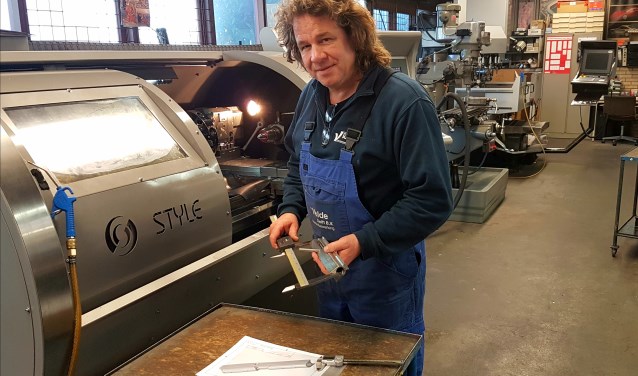 In de machinefabriek van Van der Velde zwaait Jan de scepter.