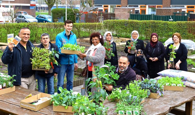 De plantjes werden met veel enthousiasme ontvangen