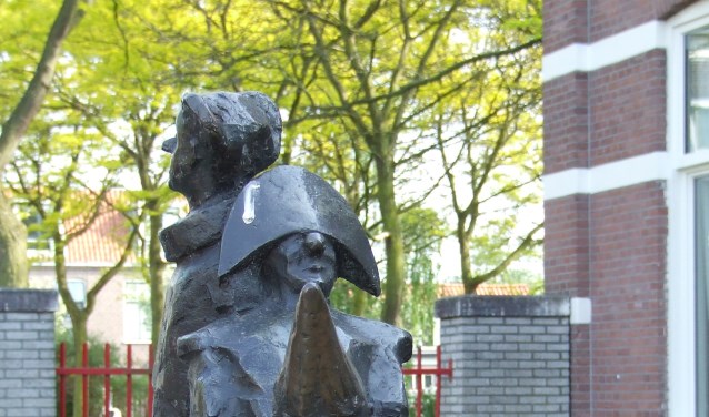Het beeld wordt De Melkjongens genoemd, maar waarom eigenlijk? (Foto: EvE)