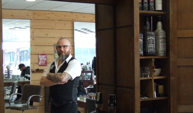 De naam 'barbier' is gewoon de geuzennaam van een goede herenkapper, vindt Evert Klok.