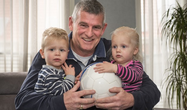 Hans Bouter schopte het ondanks zijn drukke bestaan als detaillist toch tot belangrijke kracht bij Den Hoorn. (foto: Roel van Dorsten)