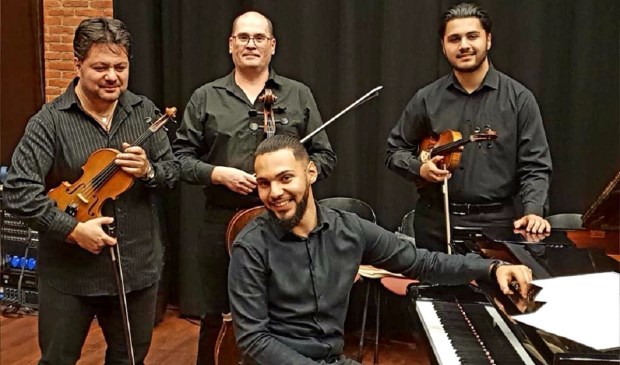 Het nieuwjaarsconcert bij Op Hodenpijl is deze keer in Zigeunerstijl met de Lincan Brothers.