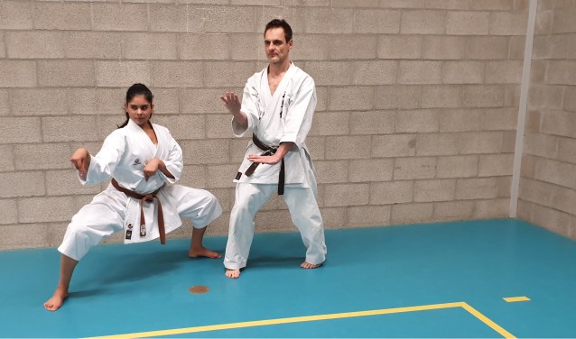 Priya Sardjoe Missier met haar Sensei Gonzalo Villarrubia aan het trainen voor het EK in Denemarken.
