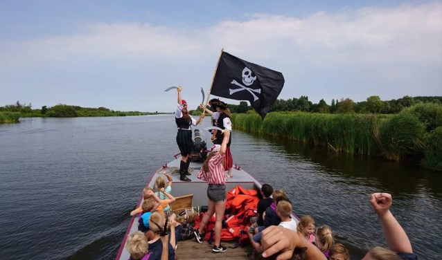 Hi ho, hi ho! De Bevers van Scouting Den Hoorn gaan varend op patrouille