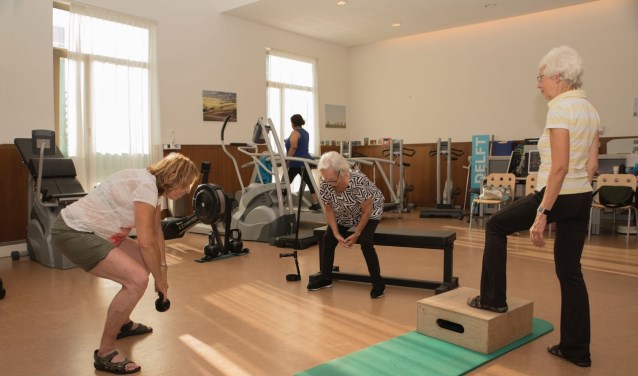 Fit ouder worden is een praktische training waarmee u valrisico kunt verminderen.