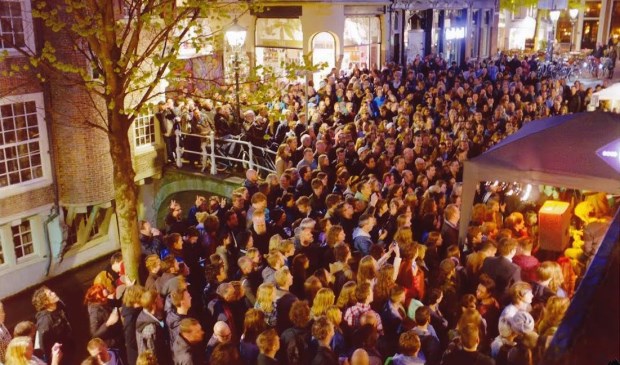 Tijdens een eerdere editie van Record Store Day liep het storm voor het optreden van De Staat