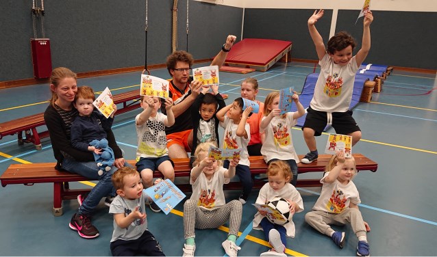 Het Beweegdiploma is binnen voor deze Kangoeroes. (Foto's: Peter Monteny - Lynx Korfbal)