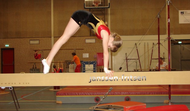 Zaterdag in de Hoornbloem! Sportieve strapatsen op de balk, vloer, brug en ringen. Komt dat zien!