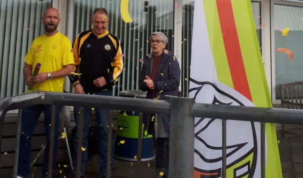Het startschot in bijzijn van Wethouder Karin Schrederhof van Sport.