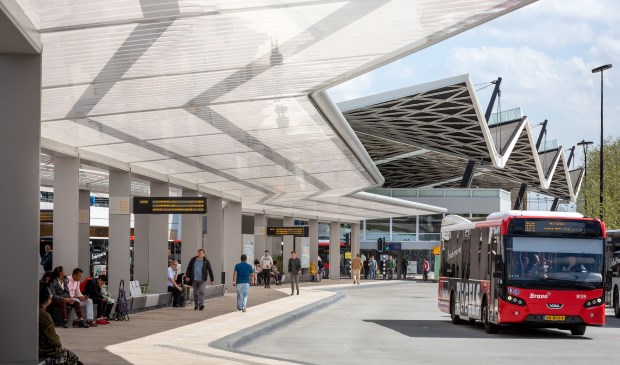 Het zelfvoorzienende busstation in Tilburg
