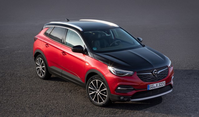 De Opel Grandland X als vierwiel aangedreven plug-in hybride variant.