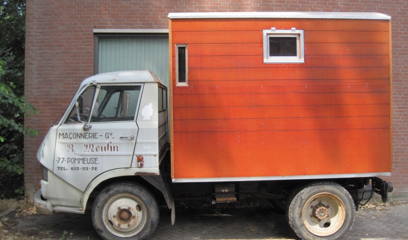 De karakteristieke, 'classic' Citroën 350 van Tijn Noordenbos die zwaar beschadigd werd