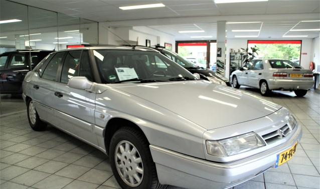 De metallic-grijze Citroën XM als Top Occasion bij Citonda in Delfgauw.