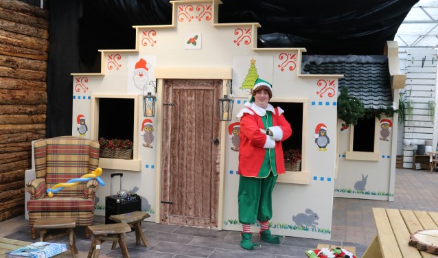 Joris de Kerstelf voor 'het huis van de kerstman'.