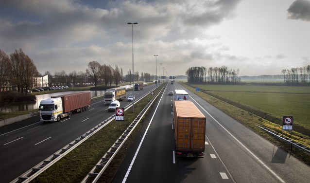 A73 ter hoogte van bedrijventerrein Schoenaker Beuningen.