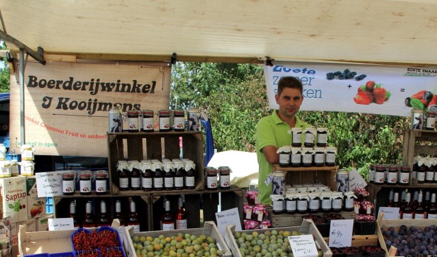 Joost Kooijmans heeft zelf ook een kraam op de Voorjaarsmarkt.