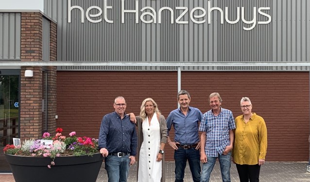 Raimond van Wely, Henriette Litjes, Jack van Lent, René Petit en Pieta van Wely.