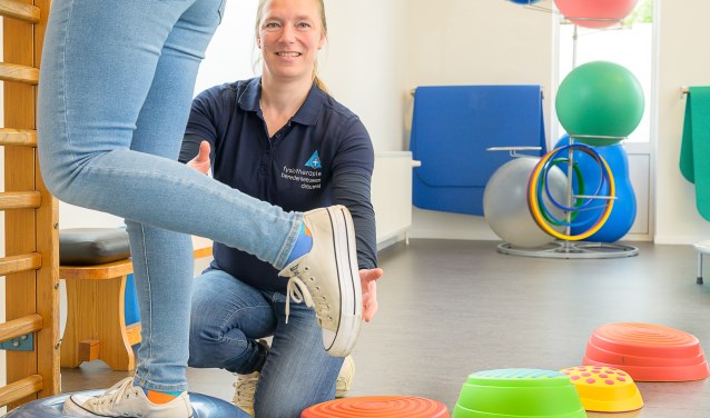 Lotte Verschragen, kinderfysiotherapeut. Foto: John van Gelder