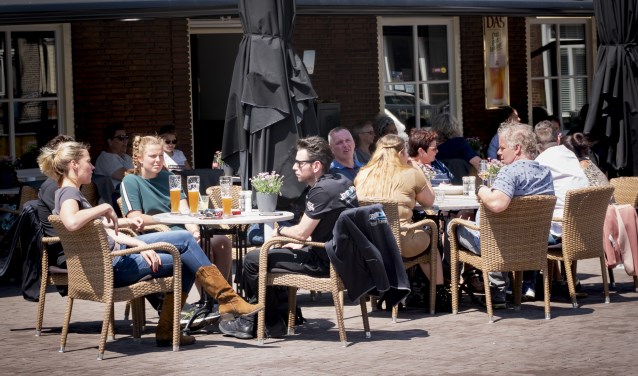 Terras op de Hogestraat in Druten.