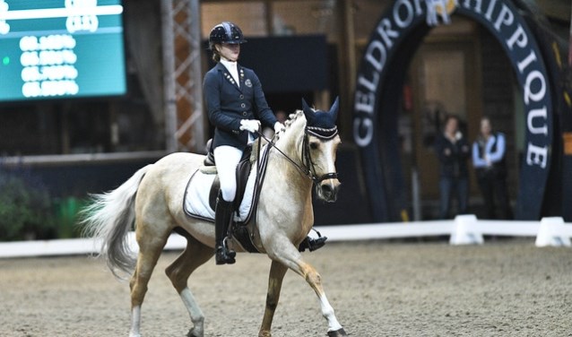 Frederique van Zeeland tijdens haar wedstrijd | Fotonummer: 41c898