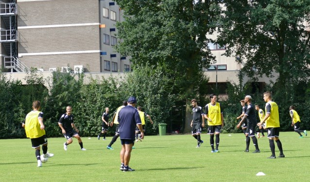 Training Sporting Charleroi bij VV Mifano | Fotonummer: 017d50