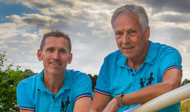 Nico van Dijck (l) en Theo van den Berg (r) | Fotonummer: 0093b8