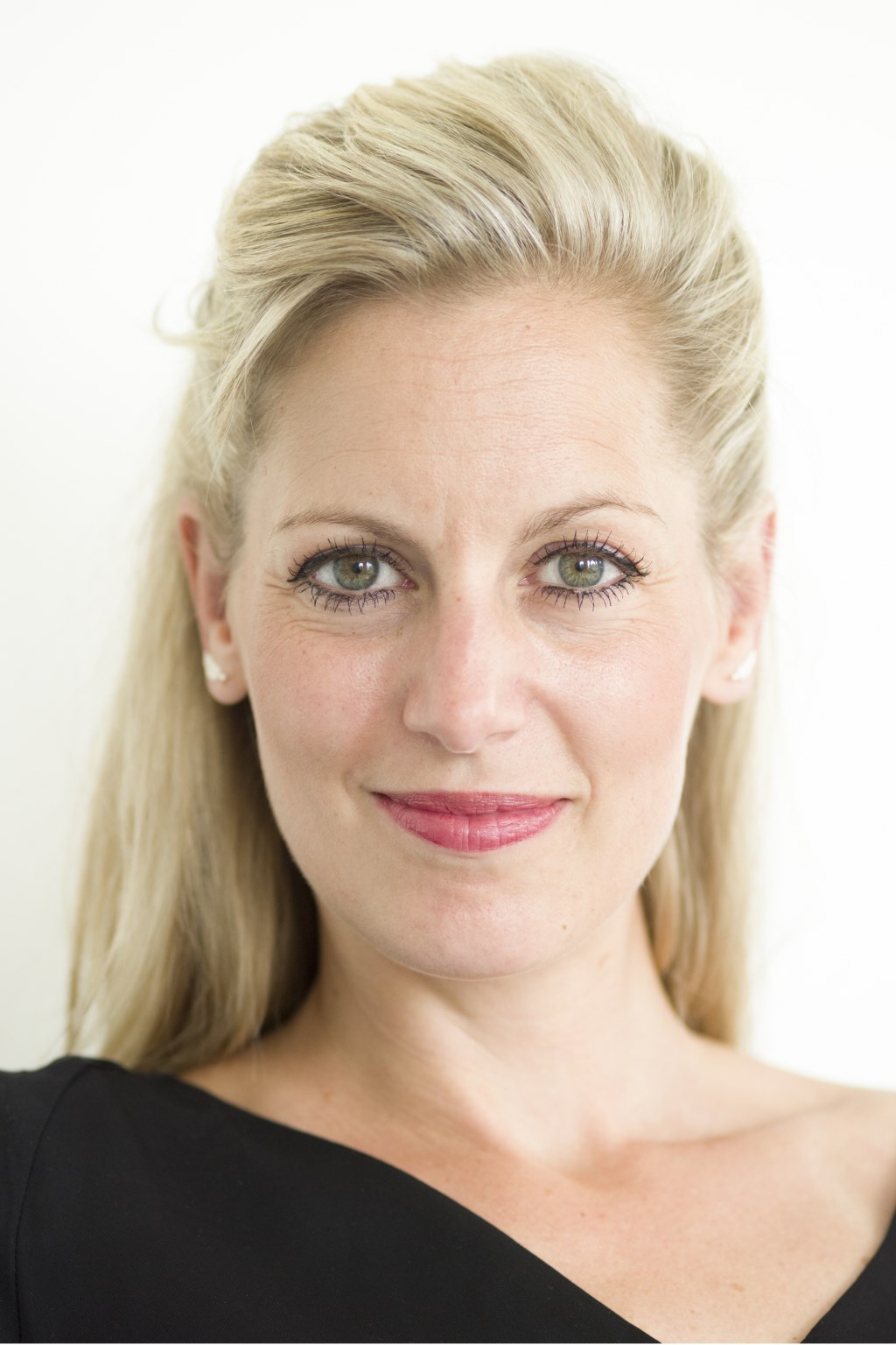 Schrijfster Eva Rovers te gast in het Literair Café Dommeldal | Fotonummer: 4ddf45